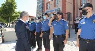 Konya Emniyet Müdürü Dinç silah arkadaşlarıyla bayramlaştı