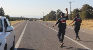 Konya'da 7 kişinin katil zanlısı arazide aranıyor