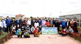Konya'da özel öğrencilerin hasat sevinci