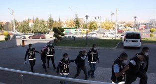 Karaman'da 4 kişi uyuşturucudan tutuklandı