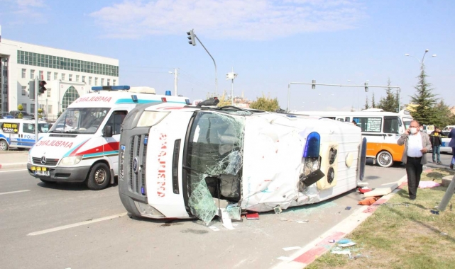 Karaman'daki ambulans kazasında yaralılardan 1'i hayatını kaybetti