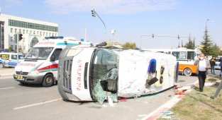 Karaman'daki ambulans kazasında yaralılardan 1'i hayatını kaybetti