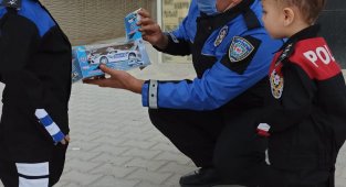 Konya Polisi küçük Eymen ve Uras'ın hayalini gerçekleştirdi
