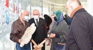 KMÜ'de yıl sonu karma sergisi düzenlendi