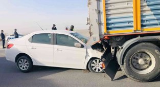 Konya'da kum fırtınası zincirleme kazaya sebep oldu: 7 yaralı