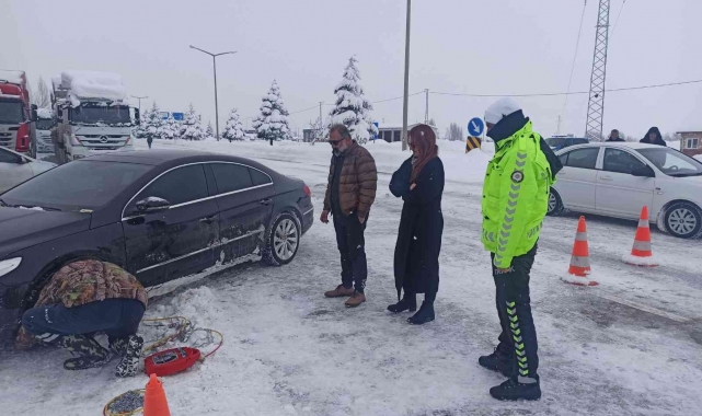Konya-Antalya karayolunda ulaşım güçlükle sağlanıyor