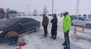 Konya-Antalya karayolunda ulaşım güçlükle sağlanıyor