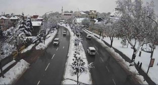 Konya'nın kar güzelliği şehir kameralarından izleniyor