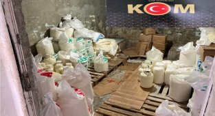 Aksaray'da merdiven altı gıda üretimine darbe