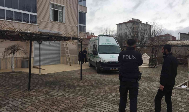 İsveç'ten Konya'ya izne gelen gurbetçi evinde ölü olarak bulundu