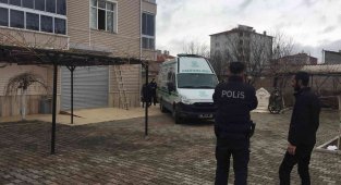 İsveç'ten Konya'ya izne gelen gurbetçi evinde ölü olarak bulundu