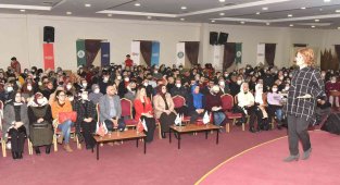Karatay'da "Aile-Eğitimci Buluşmaları" sürüyor