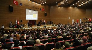 ASÜ'de "Kitap Tahlil Projesi" söyleşisi