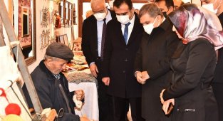 Karaman'da huzurevi sakinlerinden 'Yaşlılar Haftası' sergisi