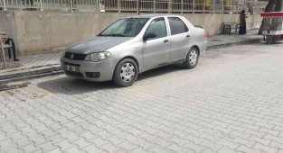 Konya'da otomobilin çarptığı 3 kişi yaraladı