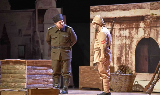Selçuklu Sanat Akademisinde eğitim alan din görevlileri Çanakkale tiyatrosunda sahne aldı