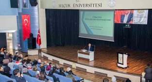 TDK Başkanı Prof. Dr. Gülsevin, Selçuk Üniversitesinde öğrencilerle buluştu