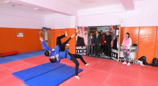 Başkan Altay: "Gençlerle aramızda çok güzel bir muhabbet var"