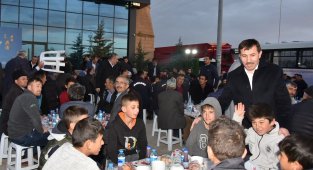 Başkan Kılca mahalle ziyaretlerinde vatandaşlarla buluştu