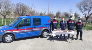 Fabrikadan 50 bin liralık bakır kaynak diski çalan şüpheliyi jandarma yakaladı