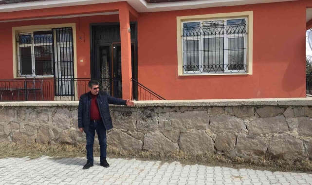 Konya'da evin önünde park halindeki otomobil çalındı