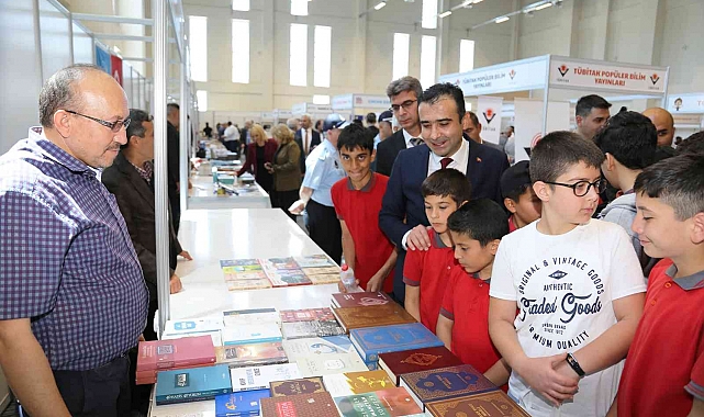 Karaman Belediyesi 2. Kitap Günleri açıldı