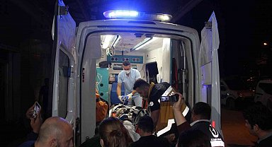 Konya'da otomobil ile minibüs çarpıştı: 2'si ağır 3 yaralı