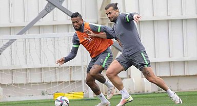 Konyaspor'da Antalyaspor maçı hazırlıkları devam ediyor