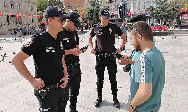 Aksaray'da Çevik Kuvvet'ten huzur ve güven denetimi