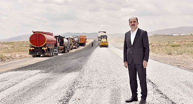 Başkan Altay: "2022'de ilçelerdeki yollara 900 milyon lira yatırım yapıyoruz"