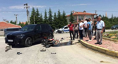 Konya'da cip ile motosiklet çarpıştı: 2 ağır yaralı