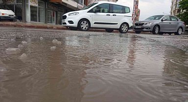 Konya'da yağış etkili oldu, çalışmalar devam ediyor