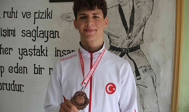 Konyalı tekvandocu Türkiye üçüncüsü oldu