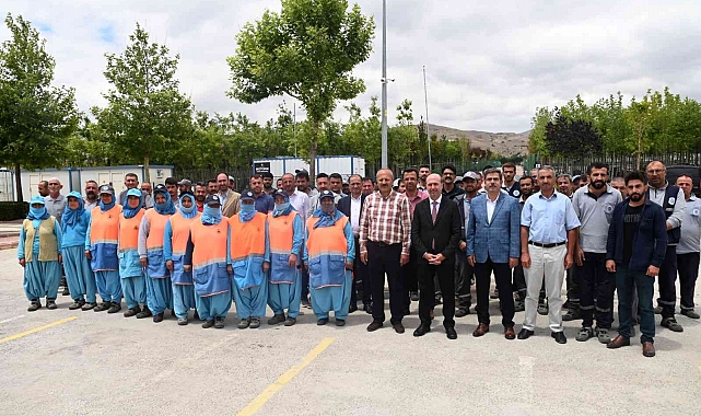 Başkan Pekyatırmacı personelle buluşmaya devam ediyor