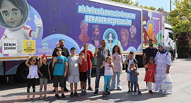 Bilim Tırı bilime meraklı öğrencileri Kültürpark'ta ağırlıyor