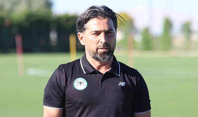 İlhan Palut: "Futbol bütün sonuçlara açık bir oyun"