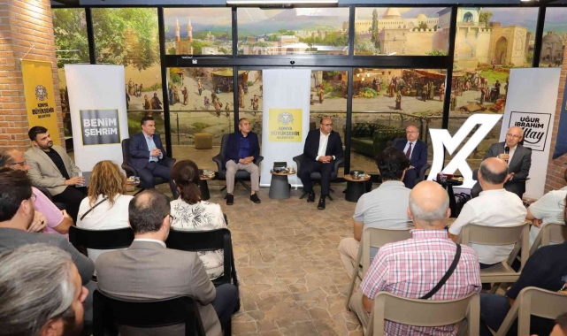 KAPSÜL'de Türkiye'nin dış politikası konuşuldu