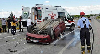Kazada ağır yaralanan kadın kurtarılamadı