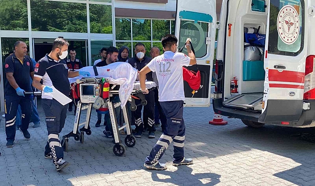 Konya'da bıçaklı kavga: 3 yaralı