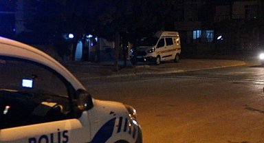16 yaşındaki genç babasını tabancayla vurarak öldürdü