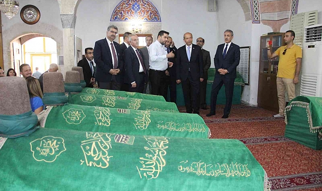 Cumhurbaşkanı Tatar, Hazreti Mevlana'nın annesinin kabrini ziyaret etti