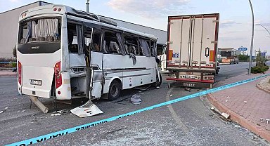 İşçi servisi ile tır çarpıştı: 1 ölü, 25 yaralı