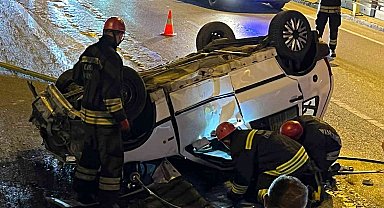 Kontrolden çıkan otomobil alt geçide düştü: 2 yaralı