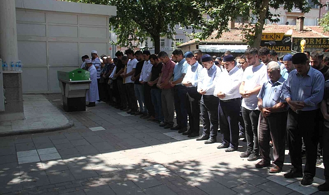 Konya'da cinayete kurban giden harita mühendisi fırıncı toprağa verildi