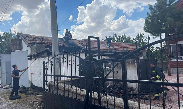 Konya'da tüp patlayan ev kullanılamaz hale geldi