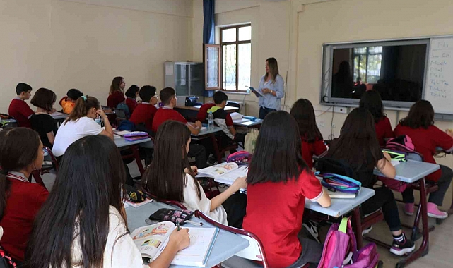 Aksaray'da 91 bin 745 öğrenci için ilk ders zili çaldı