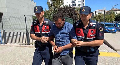 Hem çaldı hem de "Yanımda mıydın" diye tepki gösterdi