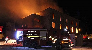 Karaman'da Cami inşaatında çıkan yangın 2 saatte söndürüldü