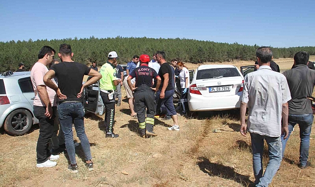 Konya'da iki otomobil çarpıştı: 3 yaralı