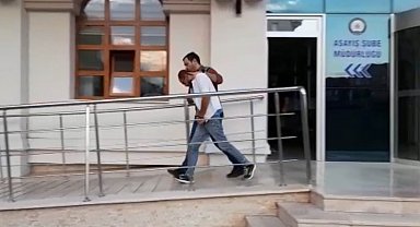 Konya'da otomobillerden hoparlör ve teyp çalan şahıs yakalandı